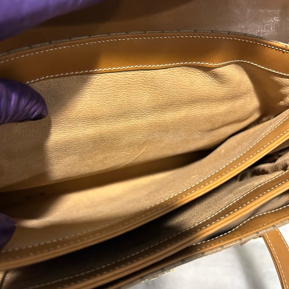 Authentic Gucci Vintage Shoulder Bag in leather and PVC materials. Pre-owned - Picture 8 of 12